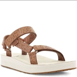 Teva Women's Midform Universal Star size 9